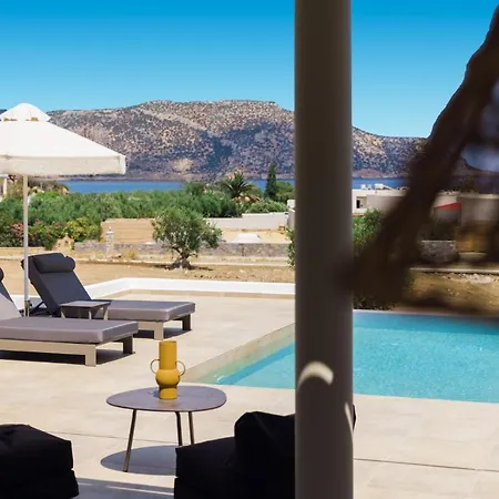 Orelia Luxury Villa