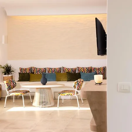 Orelia Luxury Amoopi