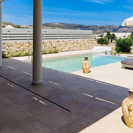 Orelia Luxury Villa Amoopi