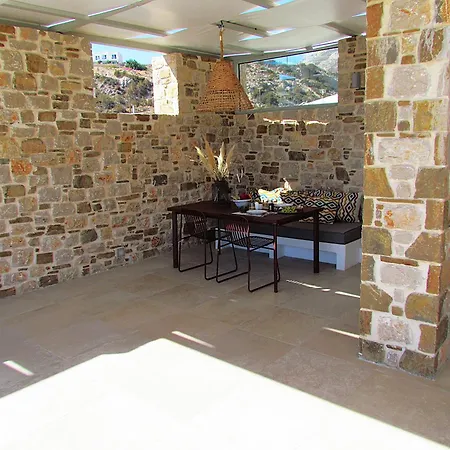Orelia Luxury Villa