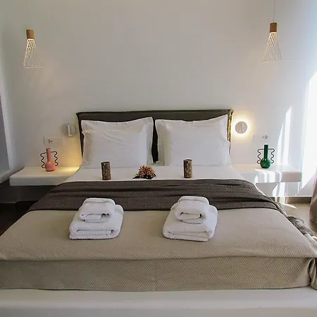 Orelia Luxury Villa