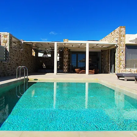 Orelia Luxury Villa Amoopi