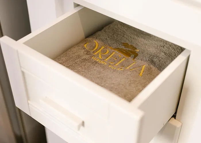 Villa Orelia Luxury Amoopi