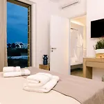 Orelia Luxury Villa