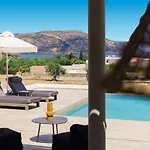 Orelia Luxury Villa
