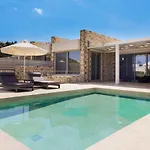 Orelia Luxury * אמופי