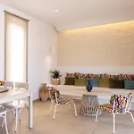 Orelia Luxury וילה