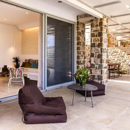 וילה Orelia Luxury