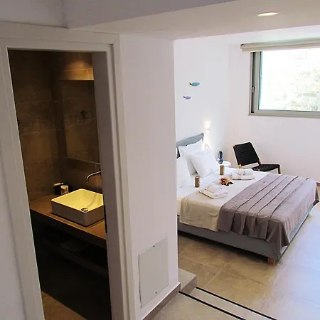 Orelia Luxury *