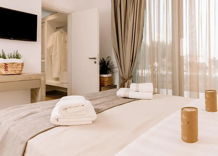 فيلة Orelia Luxury *