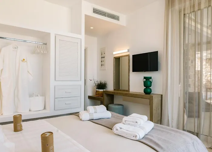 فيلة Orelia Luxury *