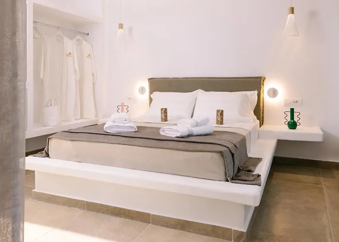 Orelia Luxury Amoopí